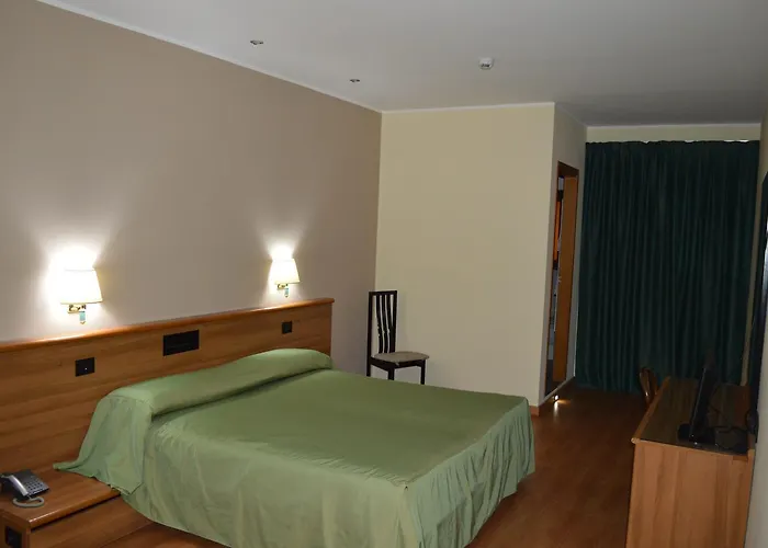 Ξενοδοχείο Canadian 3*