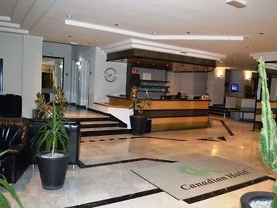 Canadian Ξενοδοχείο